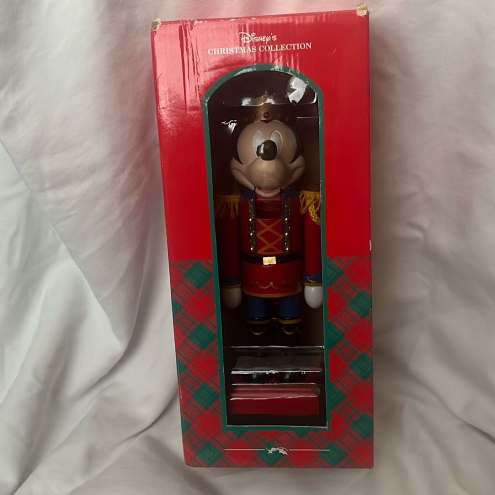 Mickey Mouse Disney’s Christmas Collection Nutcracker Mint in Box